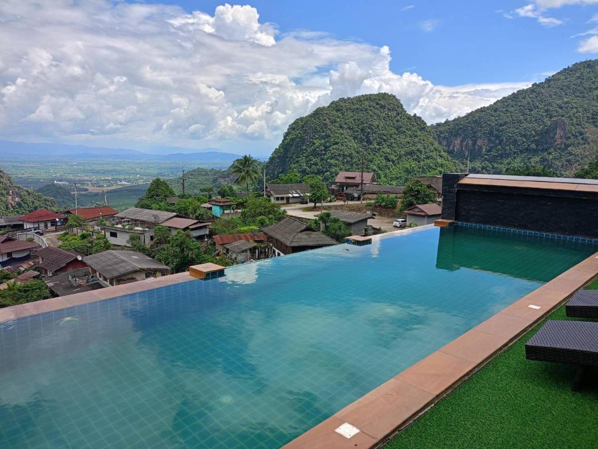 Bed and Breakfast Oasis Phamee Ban Pha Mi Zewnętrze zdjęcie