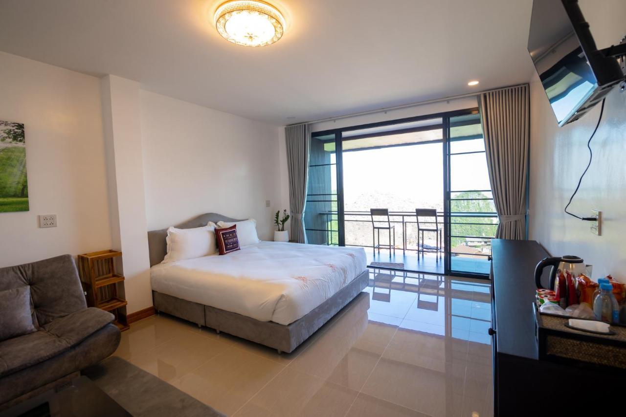 Bed and Breakfast Oasis Phamee Ban Pha Mi Zewnętrze zdjęcie